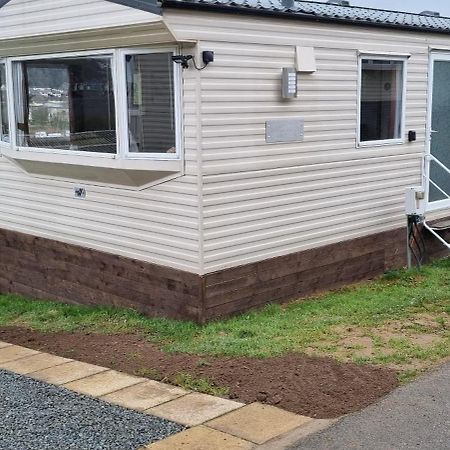 Light And Airy 2 Bedroom Mobile Home Абъристуит Екстериор снимка