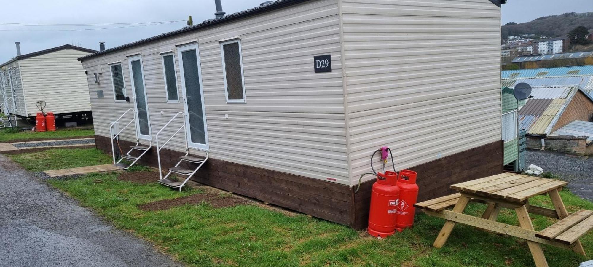 Light And Airy 2 Bedroom Mobile Home Абъристуит Екстериор снимка